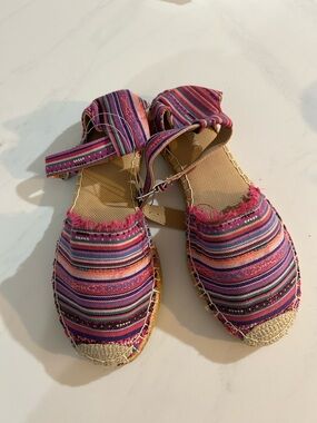 Minnetonka Pink Striped Espadrille Sandals